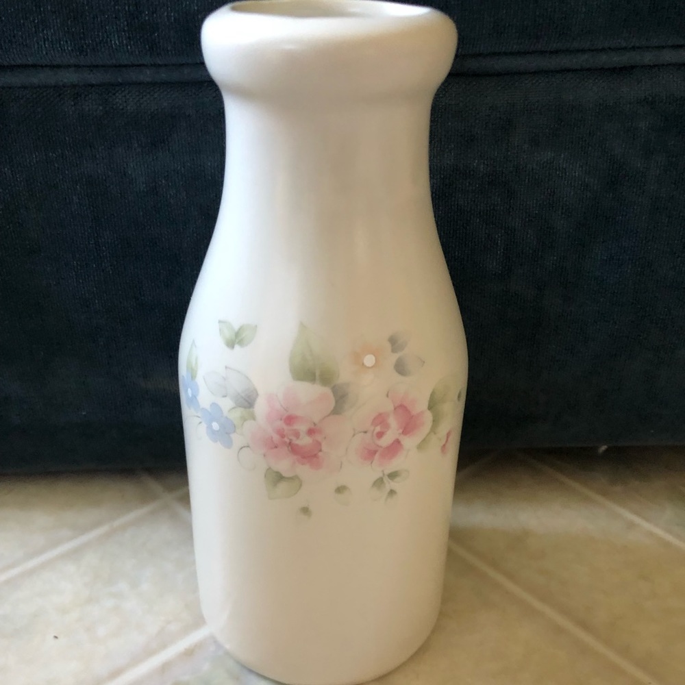 Pfaltzgraff Tea Rose Decorative Milk‎ Bottle